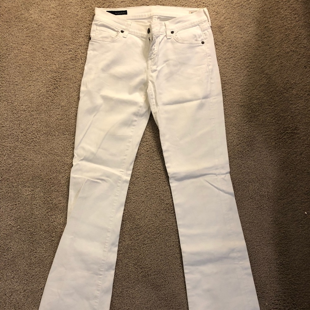 Citizens of Humanity White Jeans- 27. Flare leg